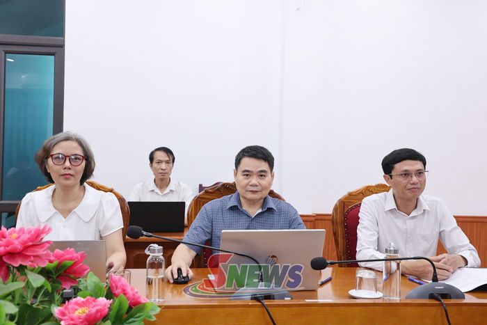 Các đại biểu dự hội thảo.