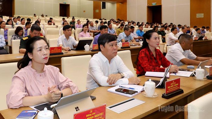 Các đại biểu dự hội nghị.