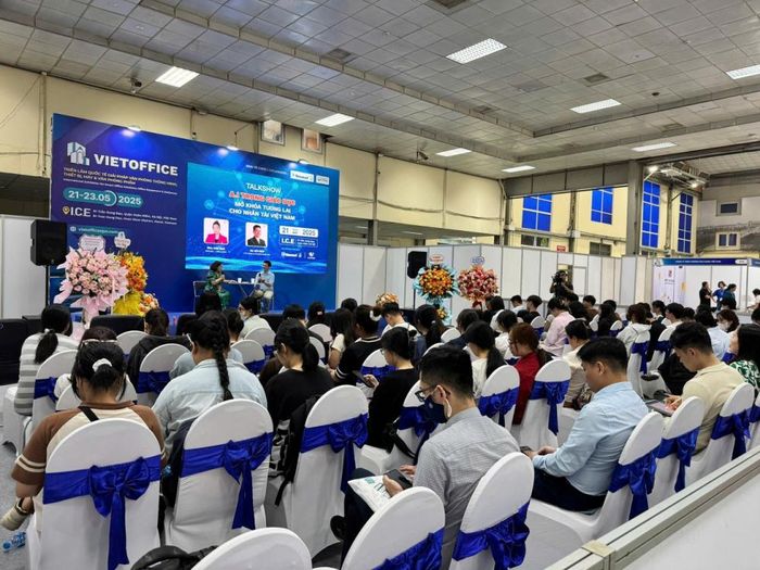 Bên cạnh không gian trưng bày, VietOffice 2026 cũng sẽ tiếp tục phát huy vai trò là diễn đàn kết nối và chia sẻ tri thức thông qua chuỗi hoạt động chuyên ngành được xây dựng theo hướng thực tiễn, đáp ứng nhu cầu của cộng đồng doanh nghiệp (Ảnh: VINEXAD)