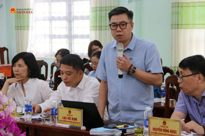 Phó Vụ trưởng Vụ Tổ chức cán bộ, Bộ Y tế Lại Vũ Kim phát biểu