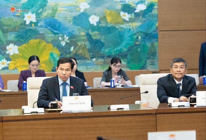Các đại biểu tham dự cuộc tiếp