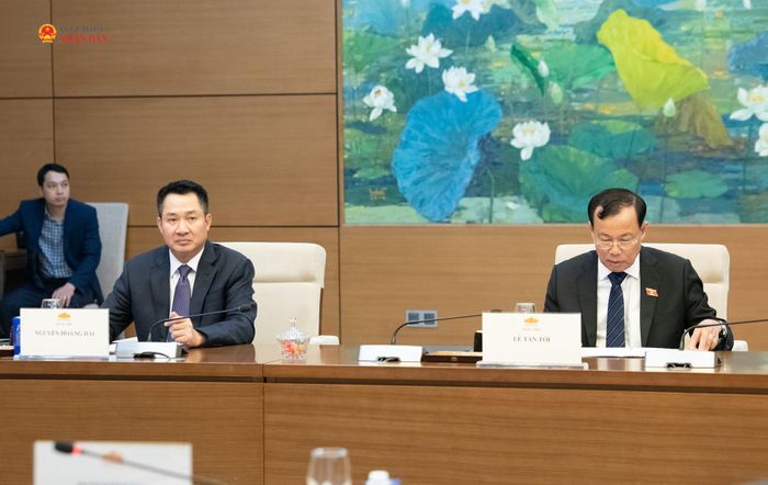 Các đại biểu tham dự cuộc tiếp