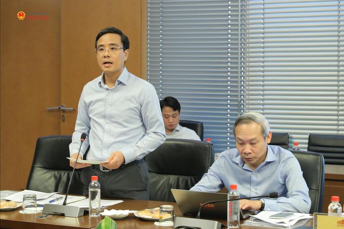 ĐBQH hoạt động chuyên trách tại Ủy ban Kinh tế và Tài chính Nguyễn Thành Công phát biểu