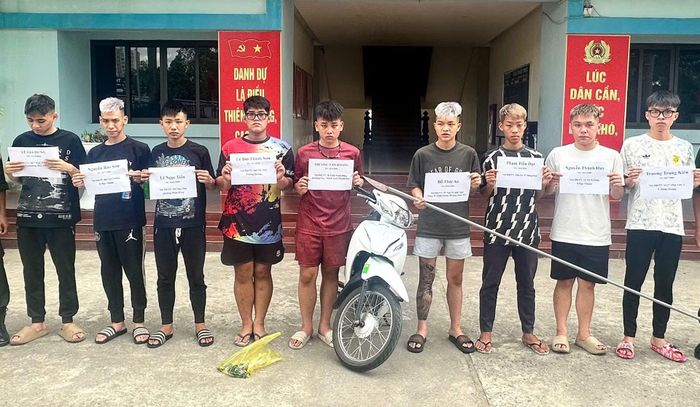 Các đối tượng bị bắt giữ.