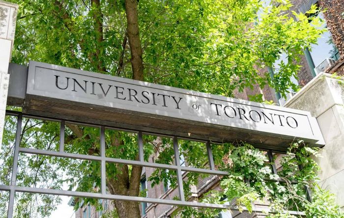 Nghiên cứu mới của Đại học Toronto cho thấy quan điểm về sữa nguyên kem có thể cần được xem xét lại trong bối cảnh các bằng chứng khoa học ngày càng đầy đủ hơn
