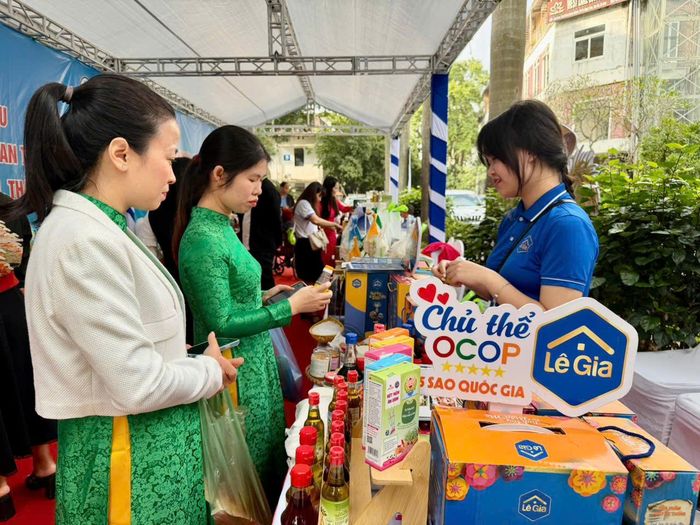 Hà Nội tiếp tục mở rộng hợp tác với các tỉnh, thành phố nhằm phát triển chuỗi cung ứng nông sản an toàn, bảo đảm nguồn nguyên liệu phục vụ chế biến và xuất khẩu. Ảnh: PV