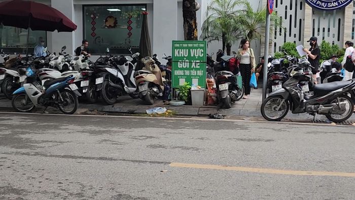Chủ bãi trông giữ phương tiện đã sa thải nhân viên vi phạm. Ảnh: Đức Tuấn