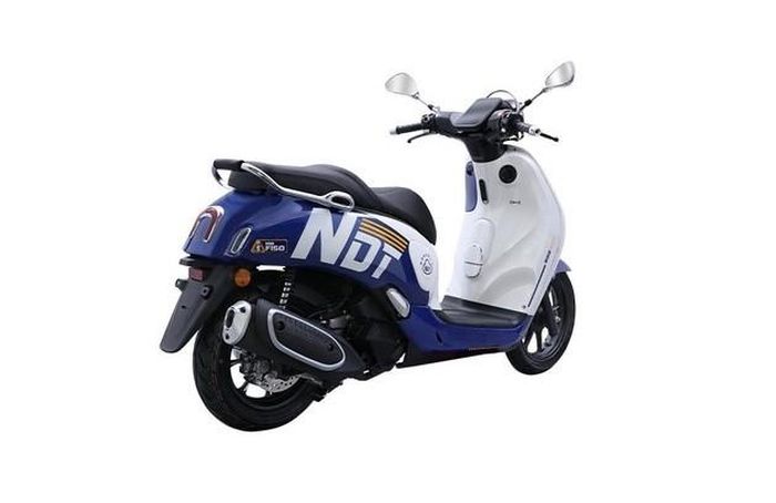 Wuyang-Honda NWF150 Under One Person được trang bị phanh đĩa ở cả bánh trước và bánh sau