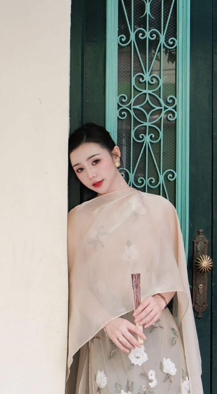 Nhan sắc Quỳnh Kool nhận về nhiều lời khen từ khán giả. 