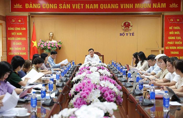 Quang cảnh điểm cầu Bộ Y tế.