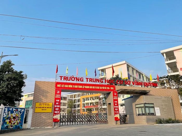 Trường THCS Vĩnh Quỳnh - nơi nạn nhân từng theo học. (Ảnh: Lã Thùy An)