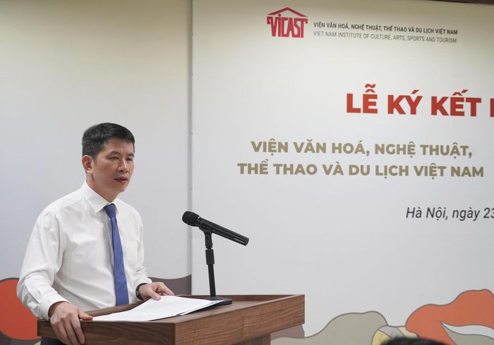 Ông Phạm Túan Long - Giám đốc Sở Văn hóa và Thể thao Hà Nội phát biểu. Ảnh: Đức Minh.