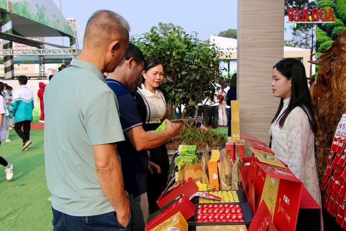 Thái Nguyên cần phát huy hiệu quả tiềm năng, lợi thế để phát triển mạnh du lịch văn hóa, du lịch về nguồn và du lịch sinh thái nghỉ dưỡng gắn với những giá trị đặc trưng của địa phương