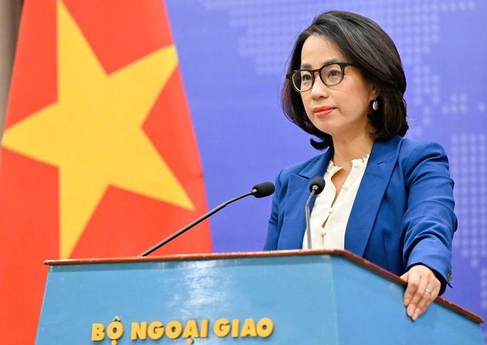 Người phát ngôn Bộ Ngoại giao Phạm Thu Hằng