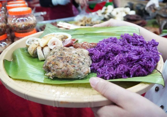 Đặc sản Điện Biên. Ảnh: S.Thùy