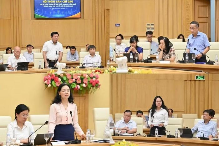 Các đại biểu phát biểu tham luận, đóng góp ý kiến về giải pháp phát triển hệ sinh thái công nghệ chiến lược và chuyển đổi số ngành Công thương tại hội nghị. (Ảnh Đức Hòa)
