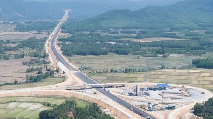 Triển khai thi công dự án đường cao tốc trên tuyến bắc-nam.