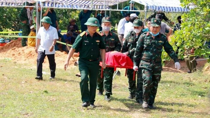 Các hài cốt liệt sĩ được đưa về Nghĩa trang Liệt sĩ Bình Thuận (xã Hồng Sơn) để quản lý và tổ chức an táng theo quy định.