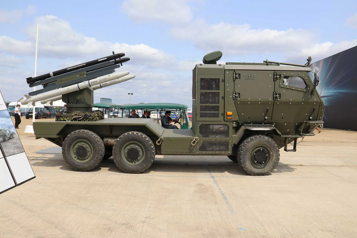 Hệ thống phòng không tầm ngắn di động mới của MBDA được trưng bày tại một triển lãm. Ảnh: Army Recognition