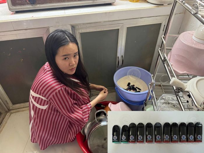 Lê Quốc Duy và Huỳnh Ngọc Thúy Như cầm đầu 2 đường dây chuyên cung cấp Pod chill chứa ma túy Etomidate bị bắt giữ cùng tang vật.