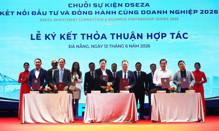 Ban Quản lý Khu công nghệ cao và các khu công nghiệp Đà Nẵng ký kết thỏa thuận hợp tác triển khai các dự án tại Khu thương mại tự do Đà Nẵng.