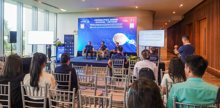  Họp báo của sự kiện HORECFEX Vietnam 2026 diễn ra chiều 23-7. Ảnh: XUÂN QUỲNH 
