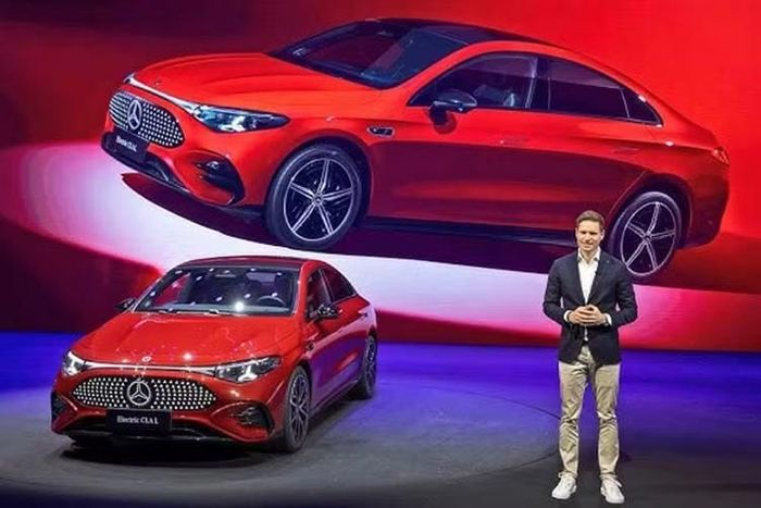 MBPassion cho biết nguyên nhân có thể đến từ doanh số không đạt kỳ vọng khi chỉ có 627 chiếc CLA L electric được bàn giao tại Trung Quốc trong nửa đầu năm nay. Doanh số của mẫu ô tô điện hạng sang này đặc biệt thấp trong tháng 1/2026 với chỉ 35 xe được bán ra trong khi tháng 2 chỉ đạt 21 xe.