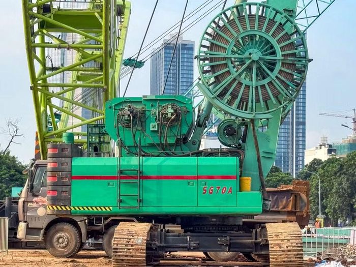 Ga S3 nằm tại nút giao Nguyễn Chí Thanh - Vành đai 1, là nhà ga ngầm có kết cấu 2 tầng, được thi công bằng phương pháp đào mở (cut-and-cover) với chiều dài khoảng 220m và chiều rộng khoảng 20m.