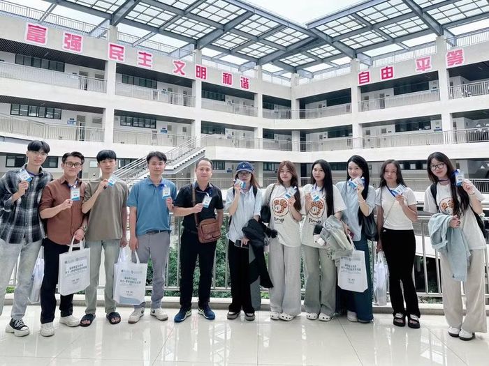 Sinh viên Khoa Quốc tế (Đại học Thái Nguyên) được trang bị đầy đủ kiến thức, kỹ năng trong suốt quá trình học tập.