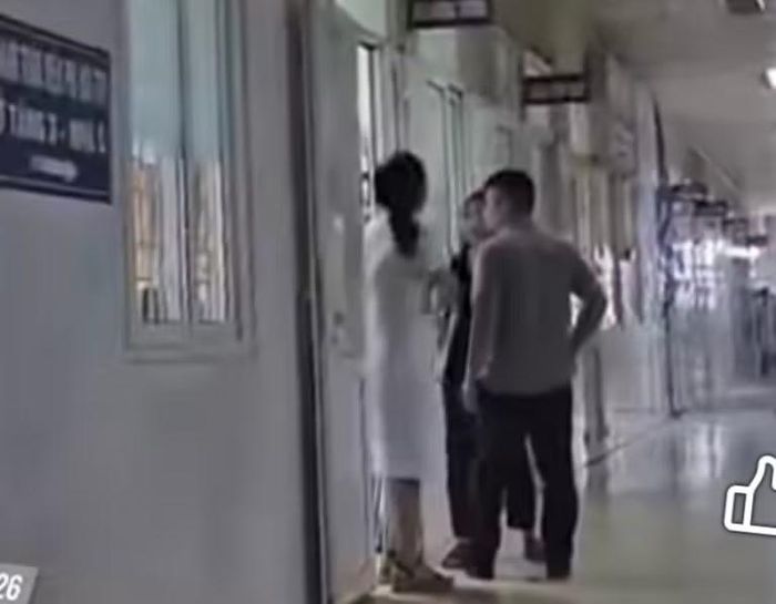 Hình ảnh nữ điều dưỡng và nhóm người cãi lộn tại Bệnh viện Đa khoa Hải Dương.