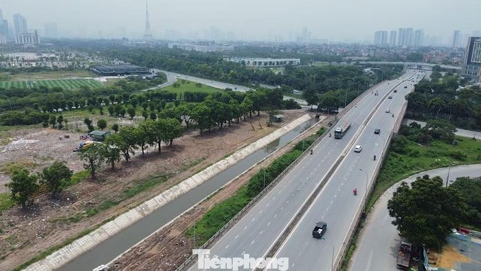 Dự án bao gồm 4 hạng mục chính: nâng cấp các trạm bơm Cầu Ngà 1, Cầu Ngà 3, Đồng Tép và lắp đặt mới hệ thống bơm dã chiến khu vực Bắc An Khánh.