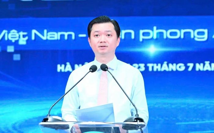 Anh Nguyễn Minh Triết phát biểu tại chương trình.