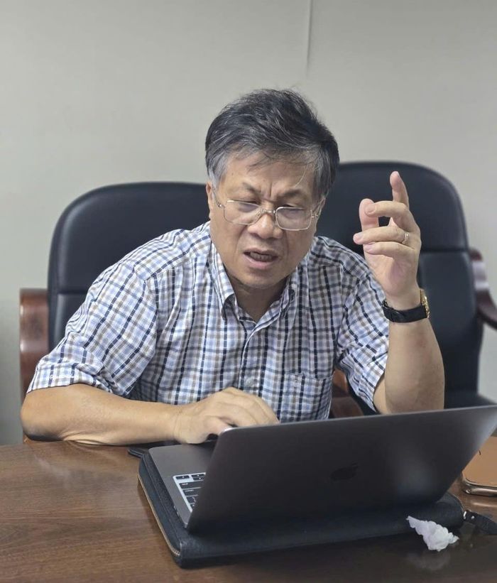 TS Phan Ngọc Trung, Trưởng Ban Tư vấn - Phản biện Hội DKVN góp ý tại hội nghị.