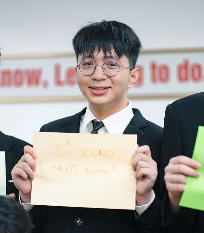 Nguyễn Mạnh Tuấn giành 2 Huy chương Vàng liên tiếp tại kỳ thi Olympic Hóa học quốc tế các năm 2025 và 2026. Ảnh: NVCC