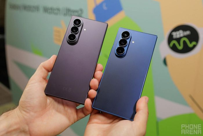 Samsung đã nâng cấp camera góc siêu rộng từ 12MP lên 50MP trên Galaxy Z Fold 8 Ultra. Ảnh: PhoneArena