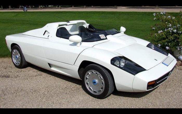 Isdera Spyder 036i 