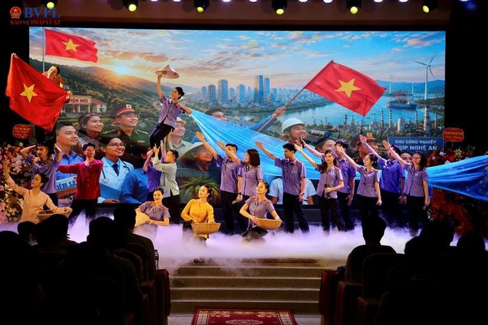  Chương trình nghệ thuật chào mừng.
