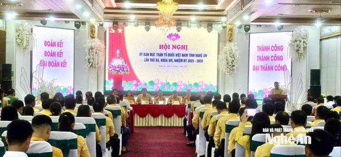 Toàn cảnh hội nghị. Ảnh: Xuân Hướng