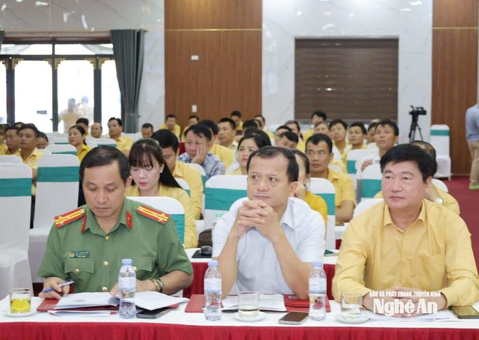 Các đại biểu tham dự hội nghị. Ảnh: Xuân Hướng