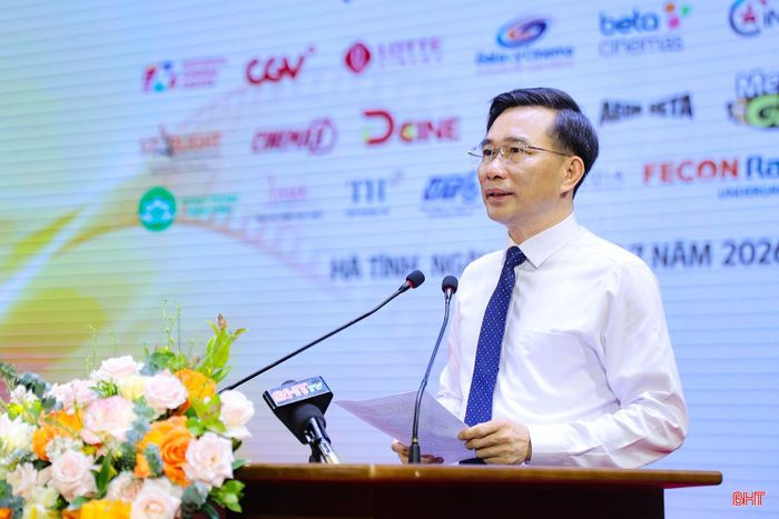 Giám đốc Sở VH-TT&DL Nguyễn Viết Trường phát biểu chào mừng.