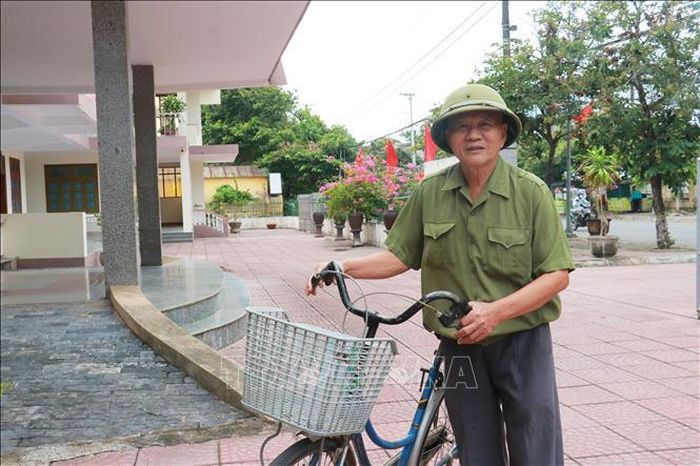 Cựu chiến binh Nguyễn Thanh Bình luôn tâm niệm còn sức khỏe là còn tìm đồng đội.