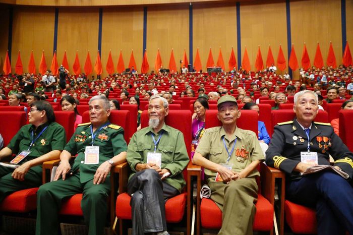 Hội nghị tri ân người có công với cách mạng toàn quốc năm 2026 có sự tham gia của 310 đại biểu là người có công và thân nhân liệt sĩ.
