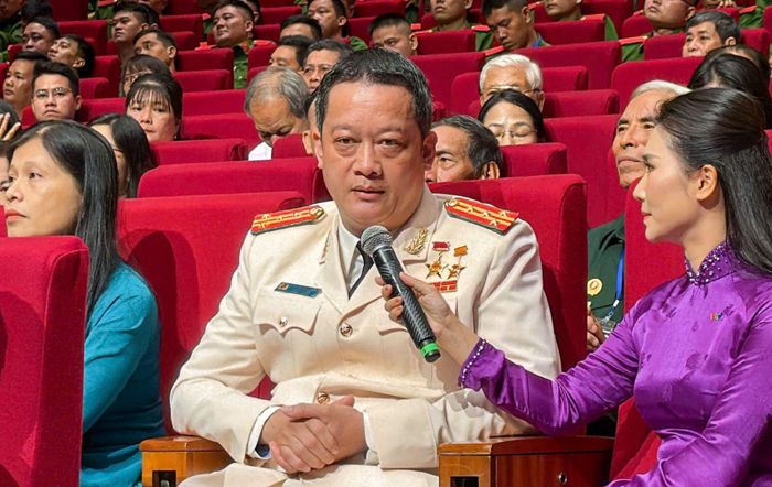 Đại tá Nguyễn Đức Cường, Phó Giám đốc Công an tỉnh Nghệ An, Anh hùng Lực lượng vũ trang nhân dân.