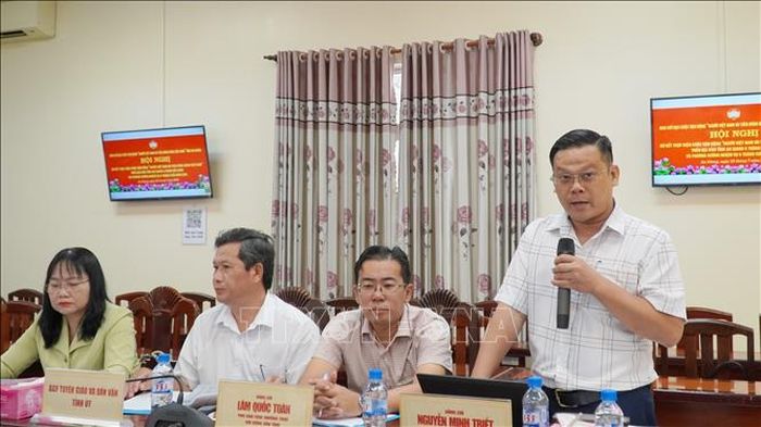 Ông Nguyễn Minh Triết, Phó Giám đốc Sở Công thương tỉnh An Giang phát biểu tại hội nghị.