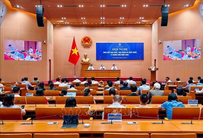 Toàn cảnh Hội nghị thúc đẩy sản xuất, tiêu dùng và xuất khẩu 6 tháng cuối năm 2026. Ảnh: Trung Nguyên/TTXVN