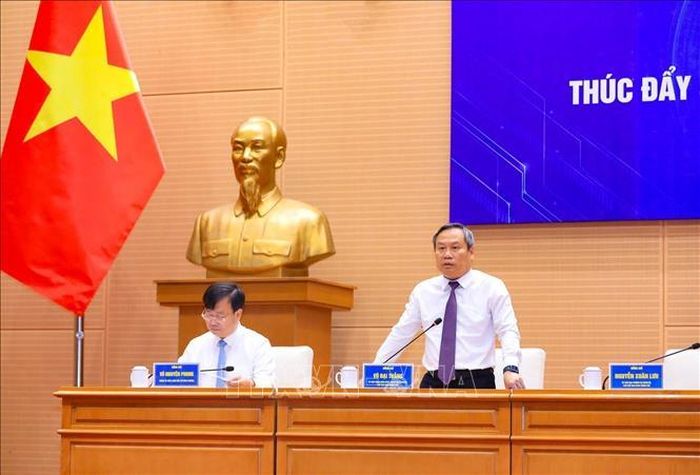 Chủ tịch UBND thành phố Hà Nội Vũ Đại Thắng phát biểu tại hội nghị. Ảnh: Trung Nguyên/TTXVN