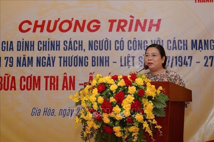 Đồng chí Hồ Thị Cẩm Đào - Phó Bí thư Thành ủy, Chủ tịch UB MTTQ Việt Nam thành phố Cần Thơ phát biểu tại sự kiện. Ảnh: Ánh Tuyết/TTXVN