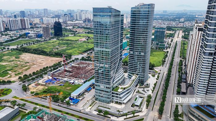 IFC Hanoi được kỳ vọng trở thành tâm điểm thu hút cộng đồng doanh nghiệp trong nước và quốc tế, góp phần thiết lập chuẩn mực mới cho thị trường văn phòng tại Hà Nội.