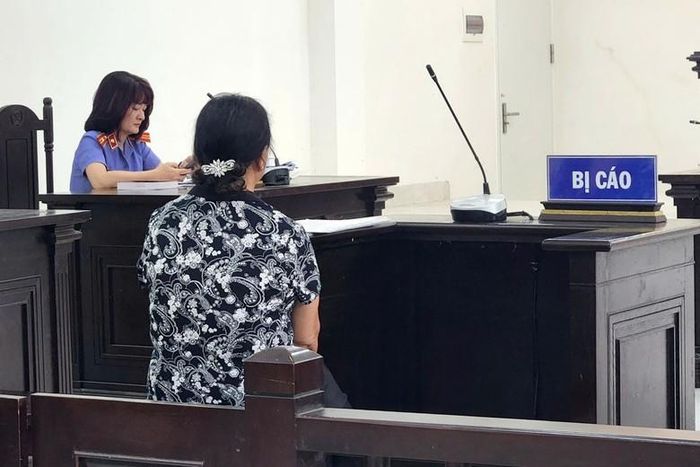 Bị cáo Mai Thị Bích Vân hầu tòa chiều 23/7.