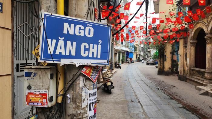 Con đường đá xanh Làng Phù Lưu. Ảnh: báo Xây Dựng